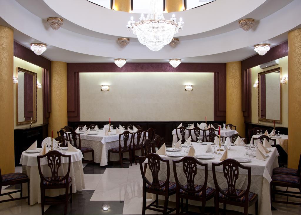 Hotel Majestic Ιάσιο Εξωτερικό φωτογραφία