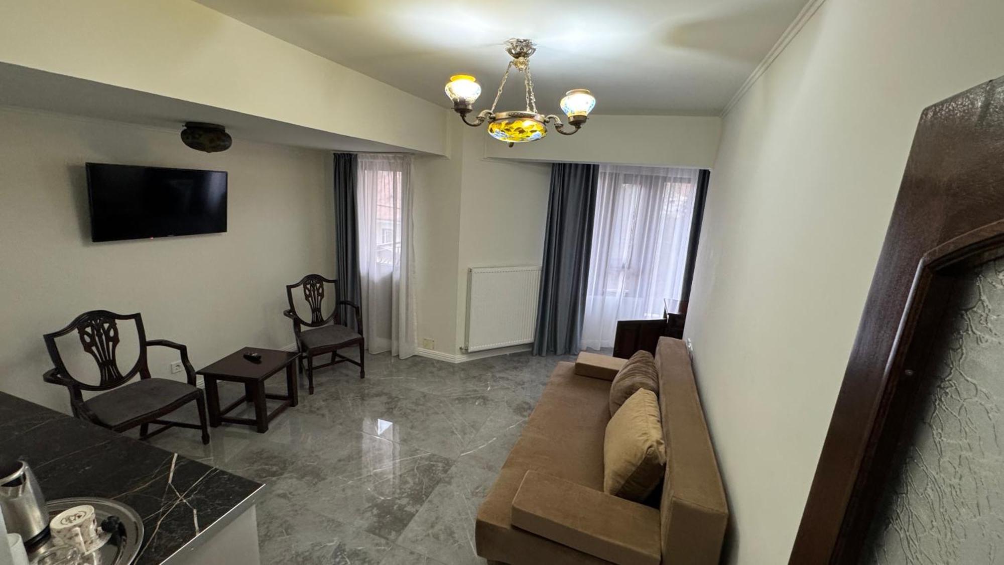Hotel Majestic Ιάσιο Εξωτερικό φωτογραφία
