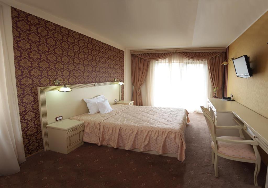 Hotel Majestic Ιάσιο Δωμάτιο φωτογραφία
